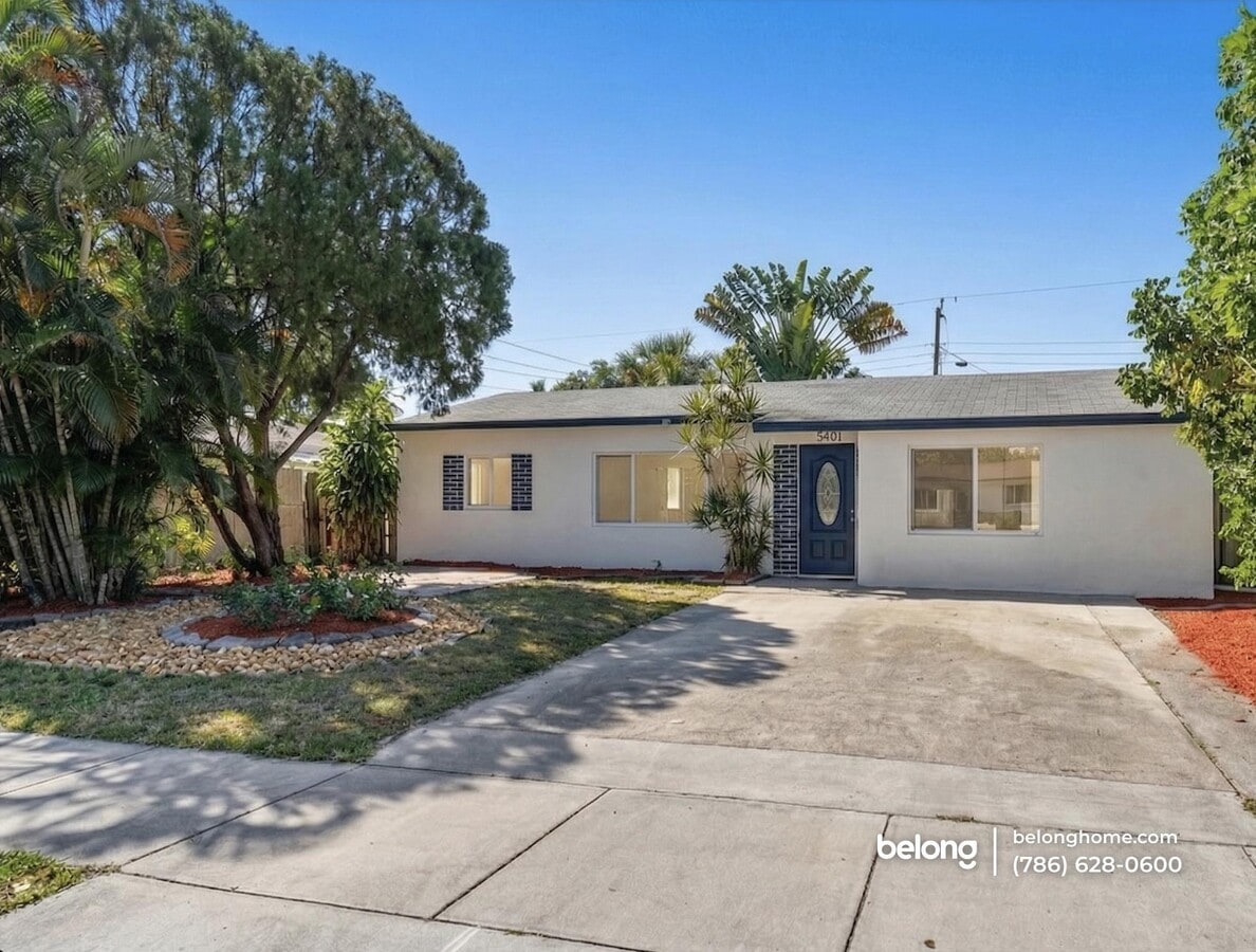 Photo - 540 NE 61st St