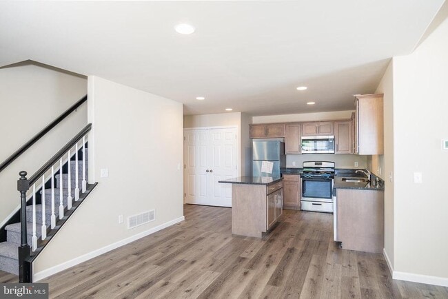 Photo - 29 Kantner Ln S