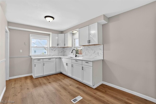 Photo - 1851 Beverly Hills Dr