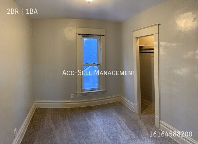 Photo - 815 Crosby St NW Unit 2