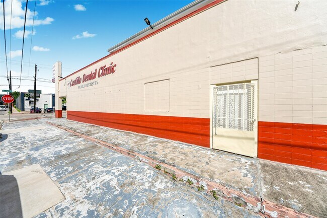 Photo - 2919 Canal St