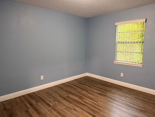 Photo - 6321 Lenawee St Unit 6321 Lenawee Street Apt D4
