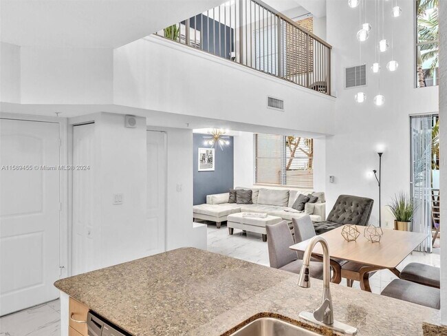 Photo - 1830 Radius Dr