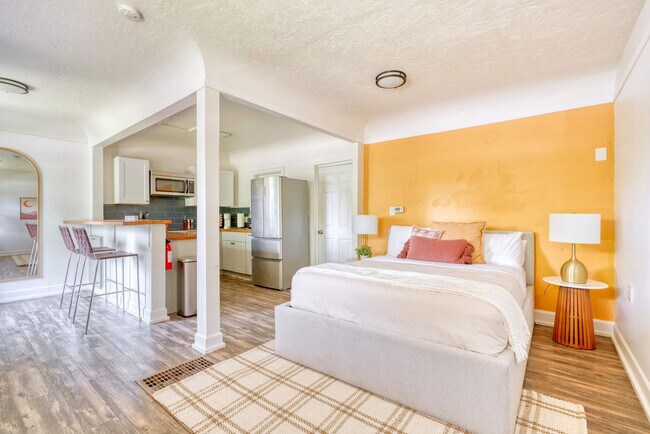 9647 SW Capitol Hwy Unit SI ID1611909P