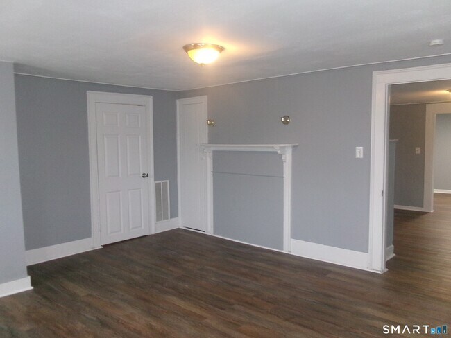 188 Hemingway Ave Unit 2