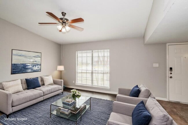 2109 Kings Rd