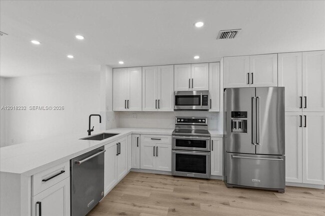 Photo - 3737 Alcantara Ave Unit D-81