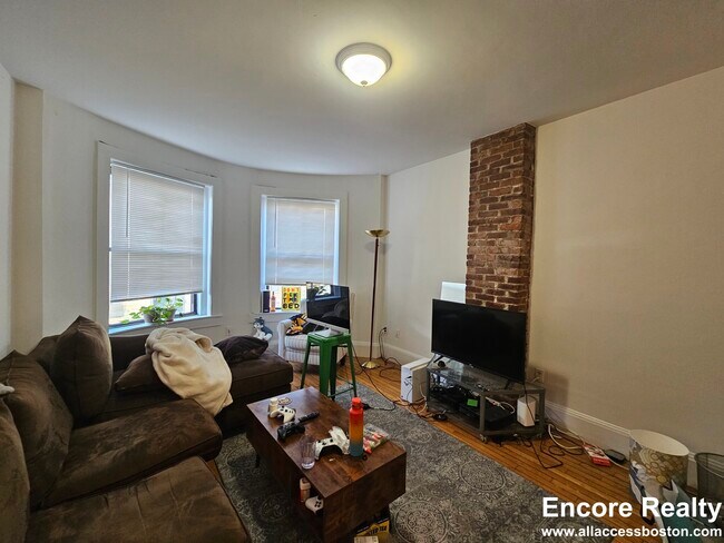 Photo - 880 Huntington Ave Unit #878-2