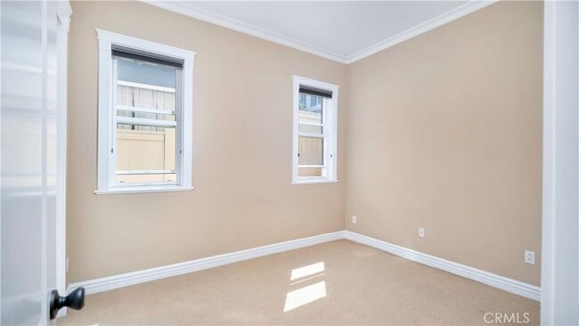 Photo - 431 Iris Ave