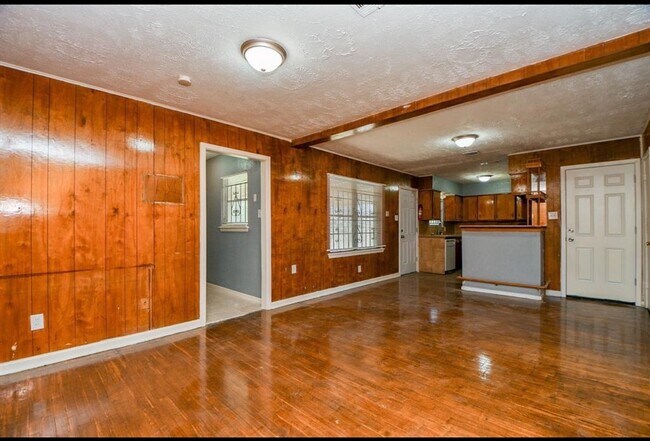 Photo - 5510 Ricky St