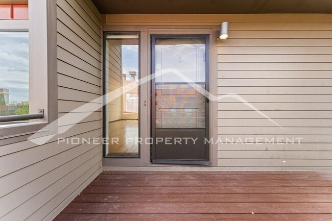 Photo - 780 Walnut St