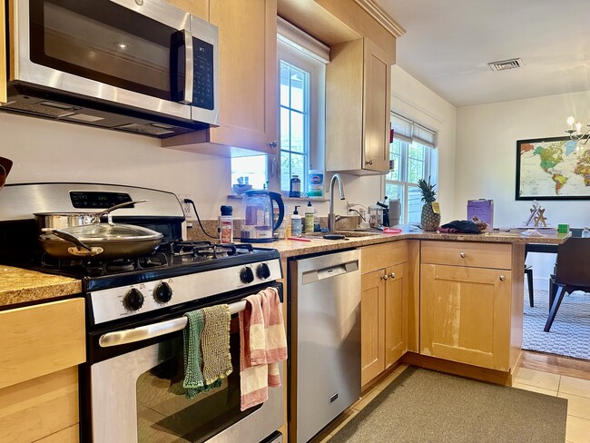Photo - 121 Cedric Rd Condo Unit 121