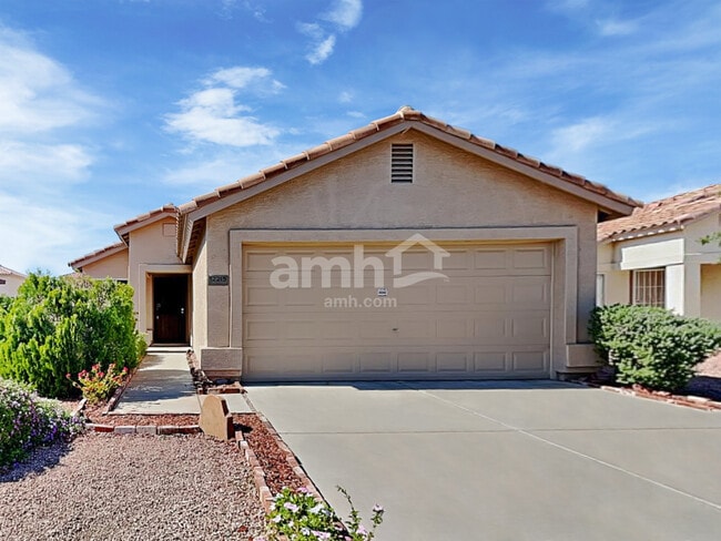 Building Photo - 12215 W Dahlia Dr Rental
