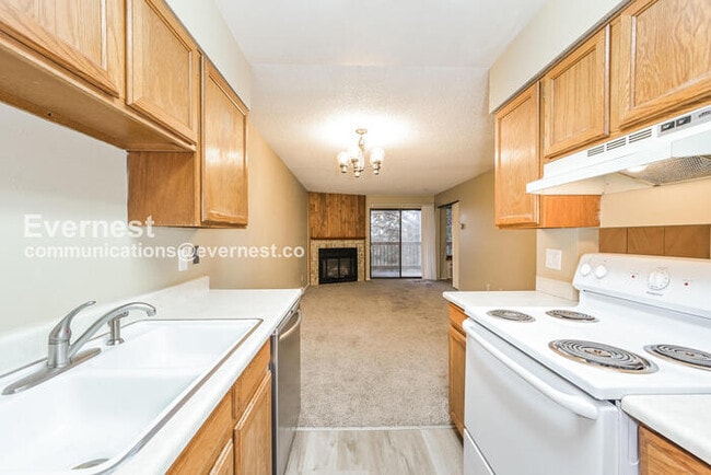 Photo - 14892 E Kentucky Dr Unit APT 1021
