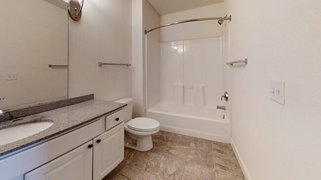 Photo - Delafield Woods Apartments