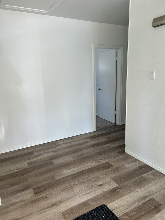 Photo - 11827-11847 47 St NW Unit 11827 - Bsmt