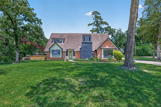 Photo - 105 Glenmora Ct