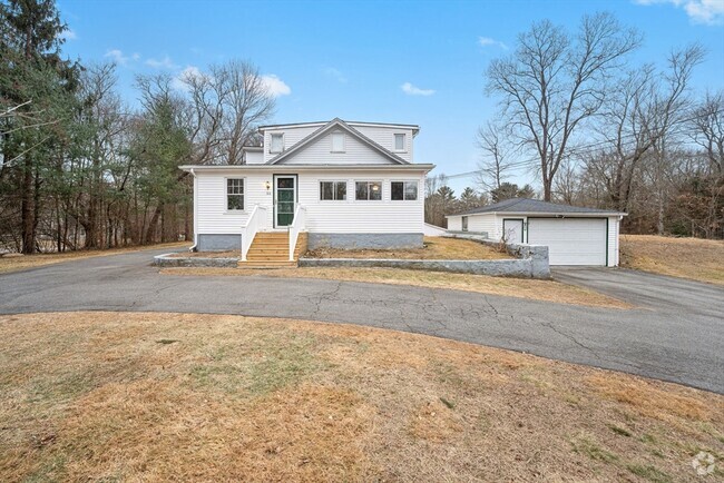 Building Photo - 166 Moulton St Rental