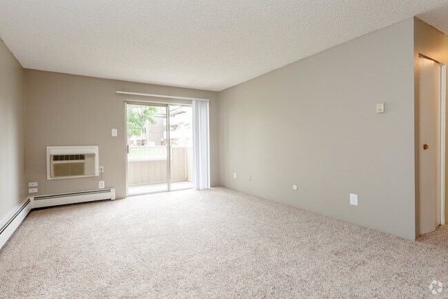1BD, 1BA - 680 SF