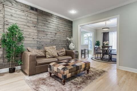Photo - 4011 Roswell St