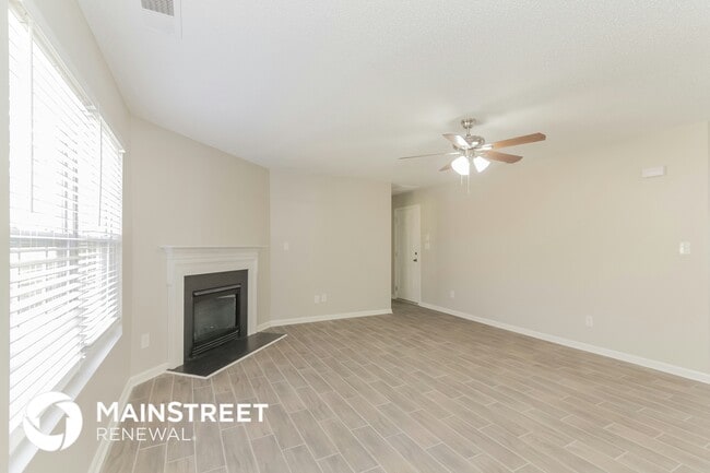 Photo - 8936 Hedge Maple Rd
