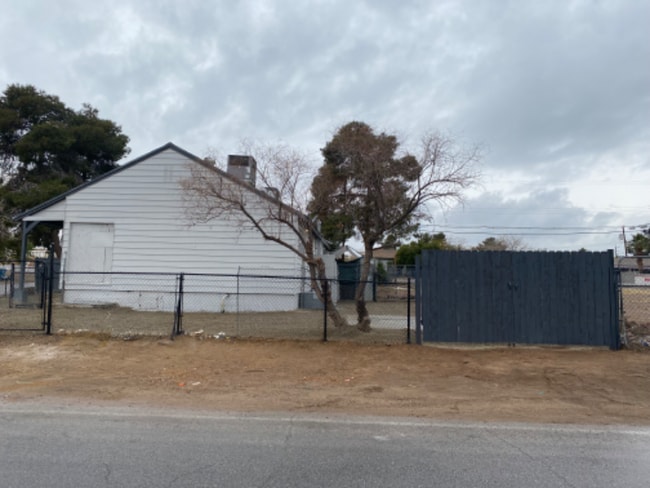Photo - 3514 Center Dr Unidad 1