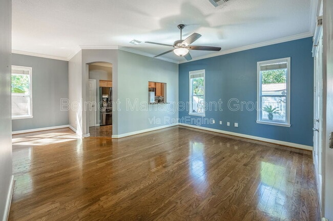 Photo - 808 Shine Ave