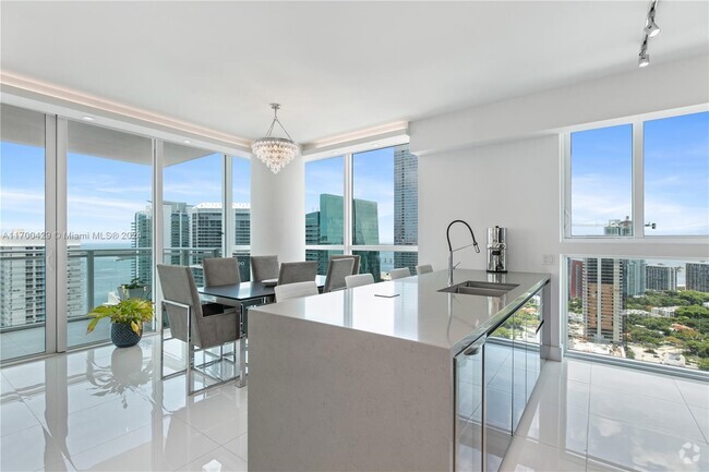 Building Photo - 1080 Brickell Ave Unit 3800 Rental