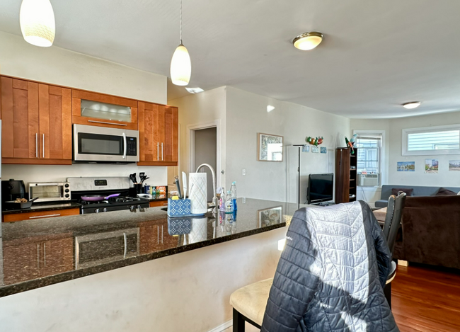 Building Photo - 12 Wensley St Rental