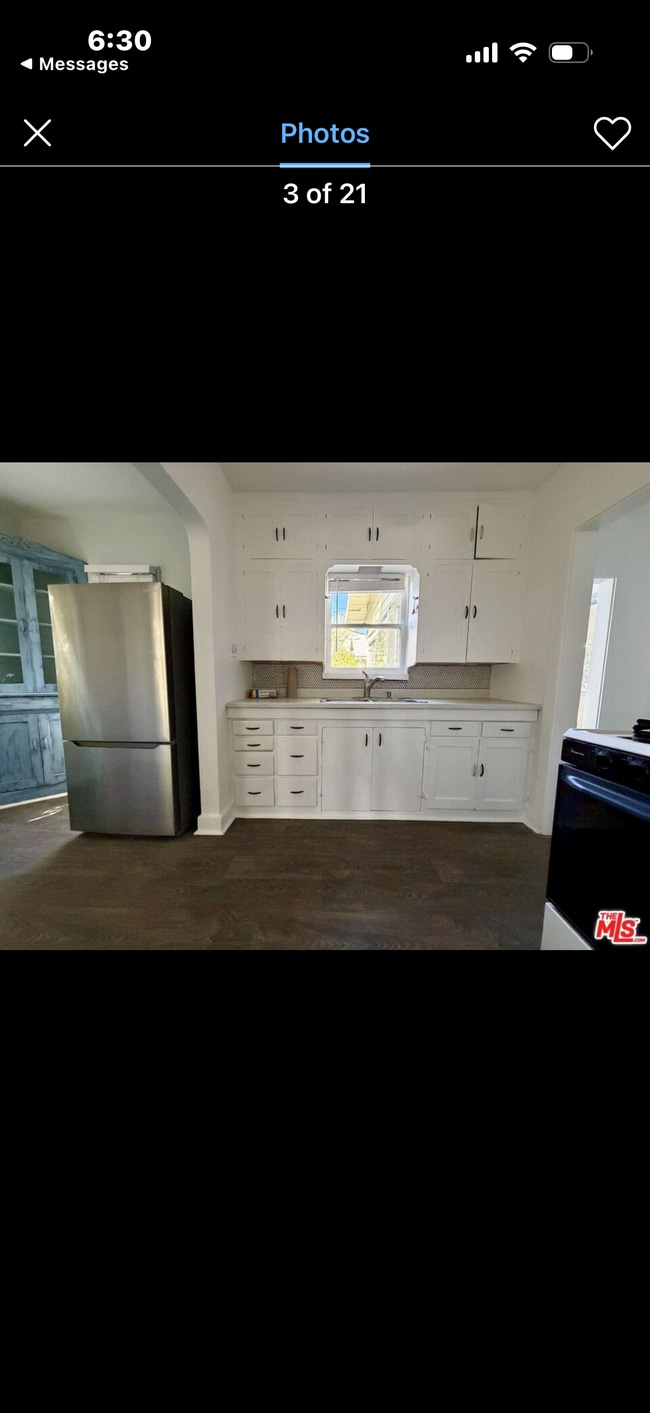 Photo - 14119 Erwin St