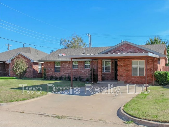 Photo - 952 NW 6th St House