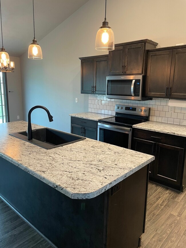 Building Photo - 4319 W Kinsley Pl