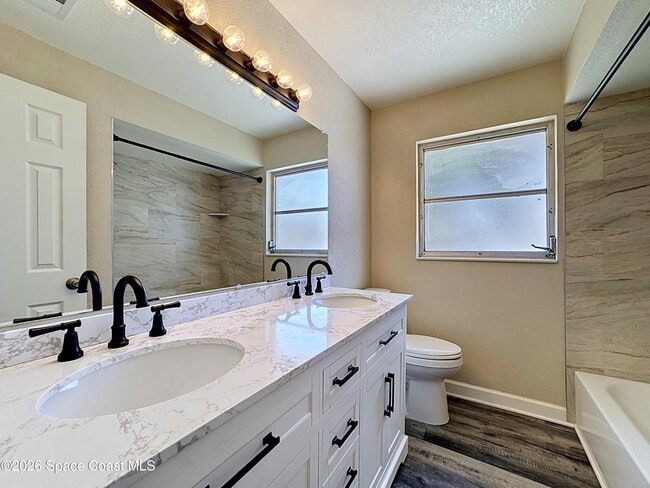 Photo - 1525 Polaris St