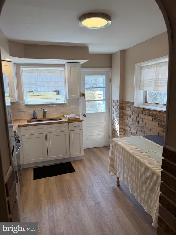 Photo - 3429 Tilton St