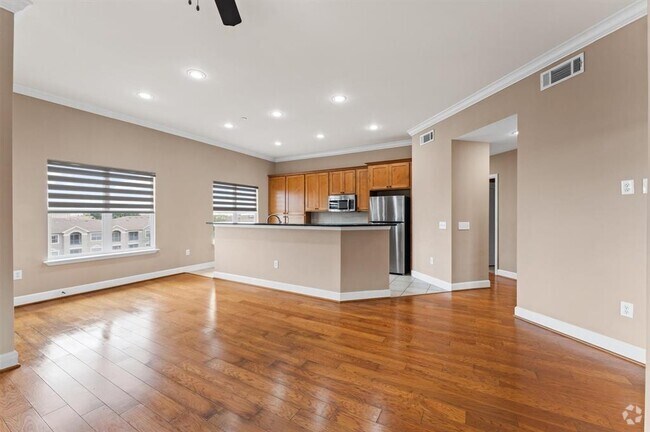 Building Photo - 2203 Dorrington St Unit 410 Rental