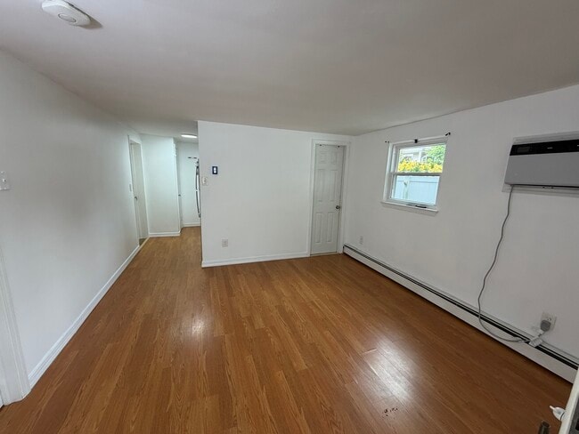 Building Photo - 1390 America Ave Unit 1