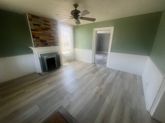 Photo - Updated Large 1 Bed/ 1 Bath in Gallipolis City
