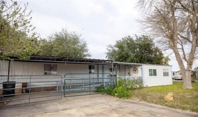 Photo - 10 N Palmera Dr