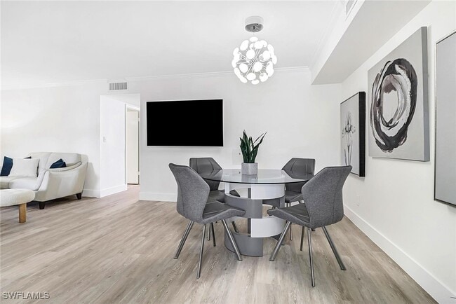 Photo - 3000 Gulf Shore Blvd N Condo Unit 213