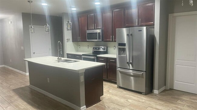 Photo - 433 Sardinia Cir