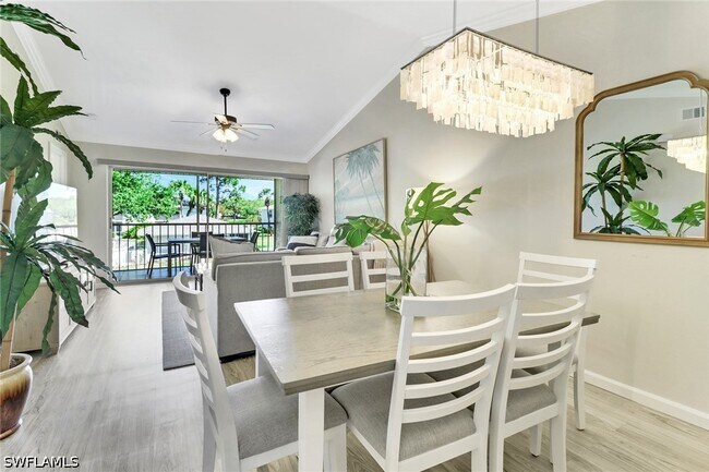 Photo - 1358 Derbyshire Ct Unidad F201