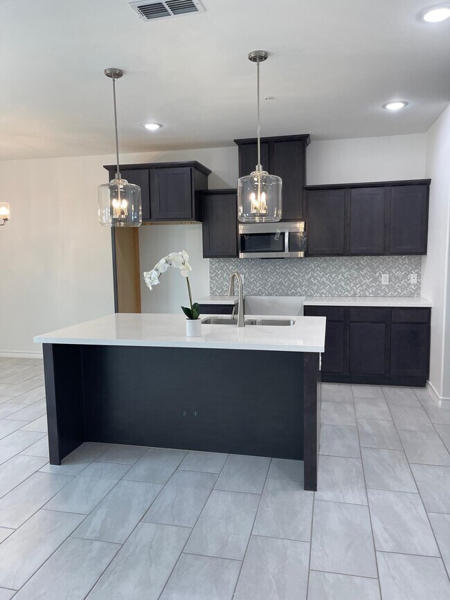 Photo - 9923 Bijan Dr Unit 9923