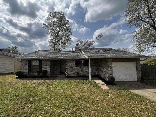 Building Photo - 115 Pecan Valley Dr