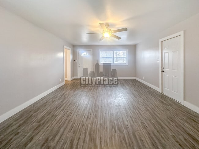 Photo - 4550 S Keystone Ave