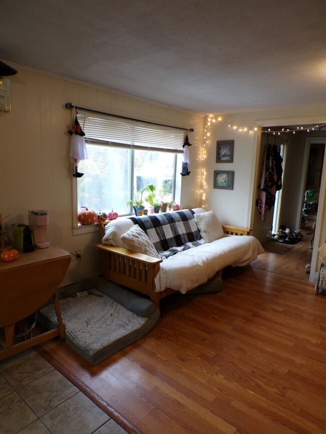 Photo - 6 Cassidy Ln Unit B