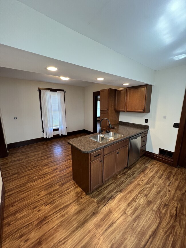 Photo - 236 Moores River Dr