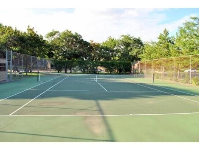 Photo - Cedarwood Condo For Rent! Underground Park...