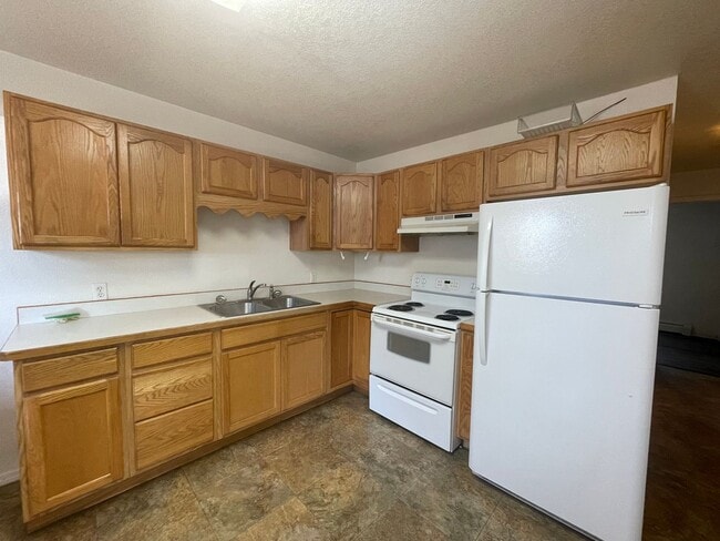 Photo - 431 Judith Rd Unit 4 (762)