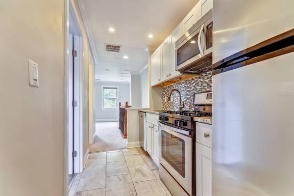 Photo - 728 5th St SE Unit 1