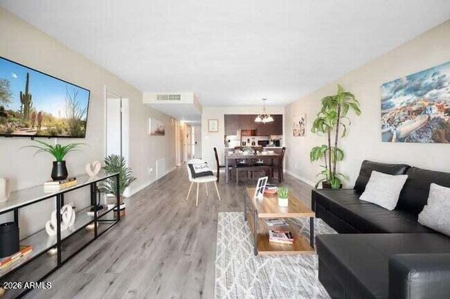 Photo - 11040 N 28th Dr Unidad 125